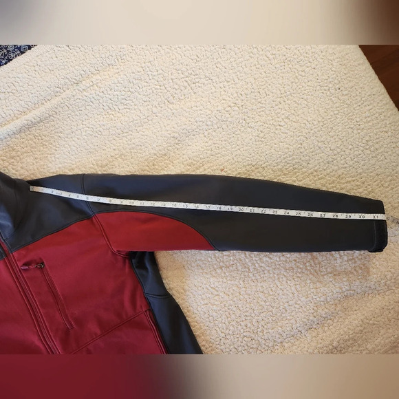 Kirkland Signature men's soft shell jacket, Large - Picture 8 of 10